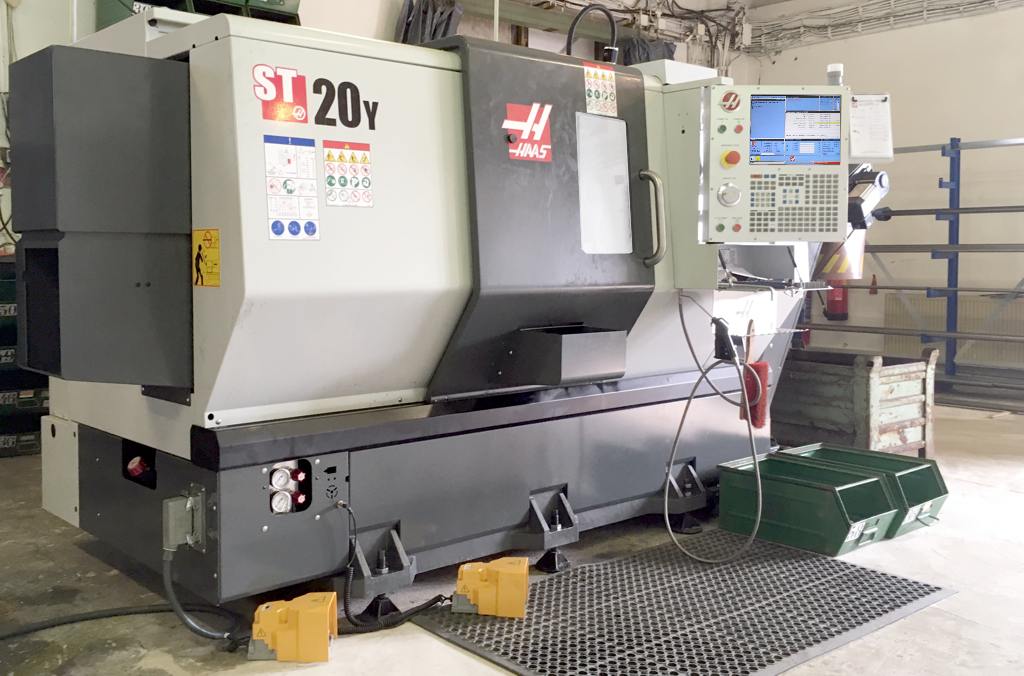 cnc obrábění Haas ST-20Y